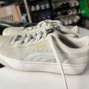Puma Suede Sneakers in Light Gray